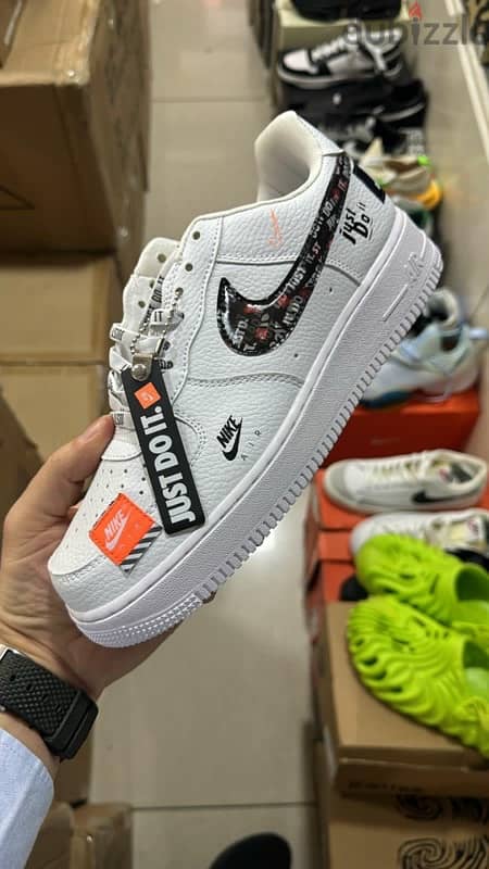 NIKE AIR FORCE 1 JUST DO IT 0