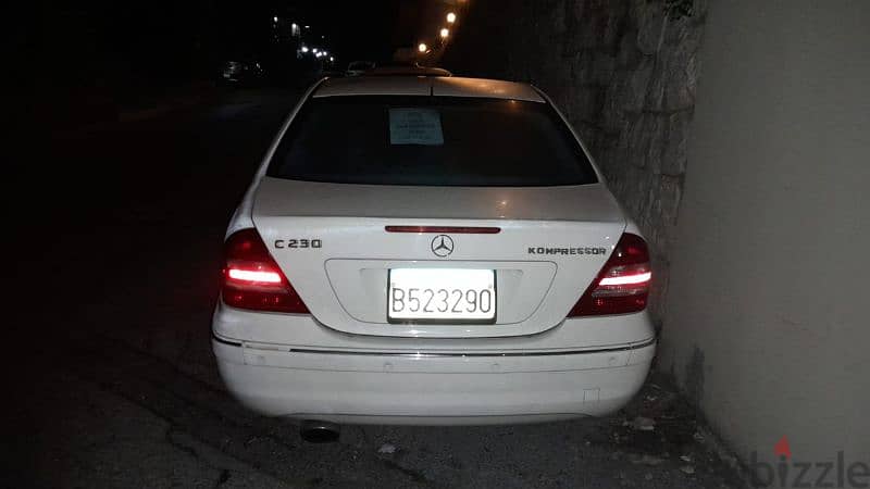 Mercedes-Benz C-Class 2005 1