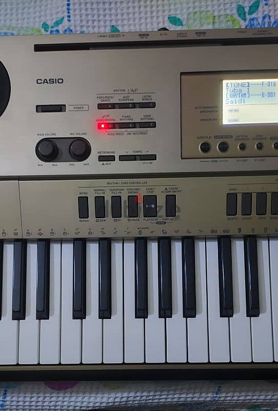 Casio AT5 in mint condition working perfectly 2