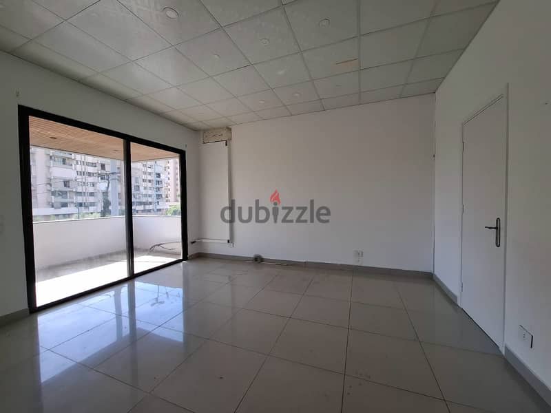 Ashrafieh | Prime Location 100m² Office | 3 Rooms | Catchy Deal 2