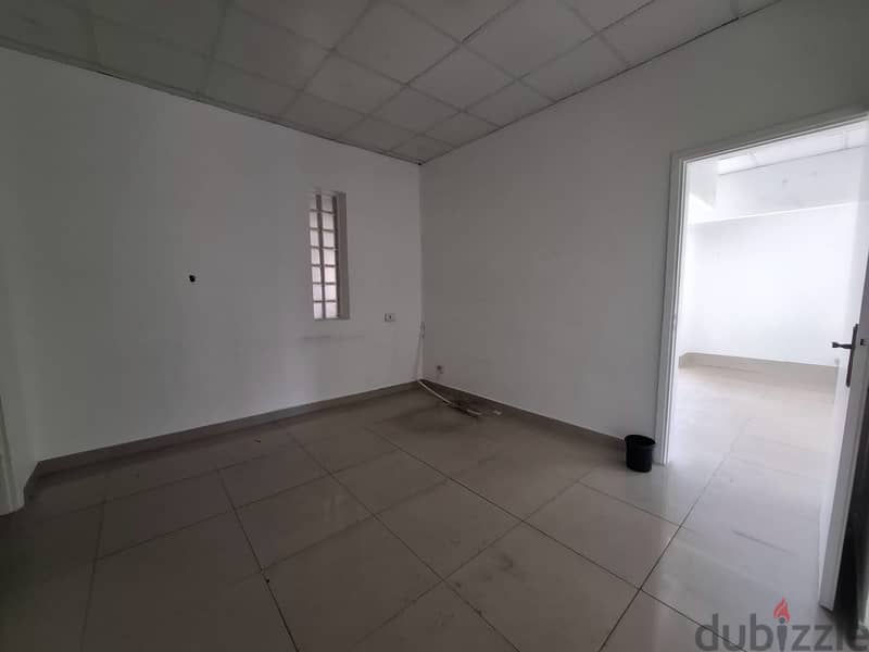 Ashrafieh | Prime Location 100m² Office | 3 Rooms | Catchy Deal 6