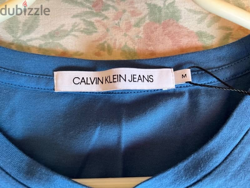 CALVIN KLEIN MEDIUM SHIRT 2