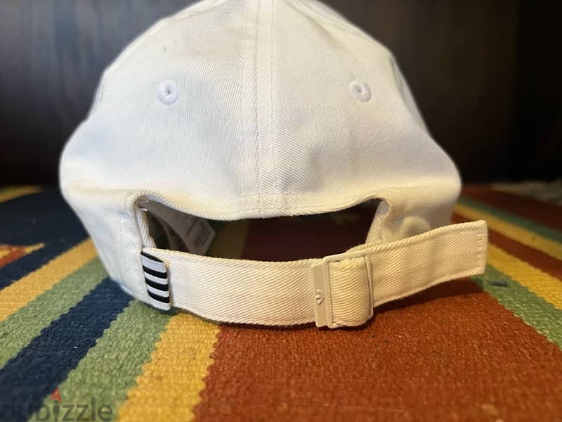 ADIDAS WHITE CAP 1