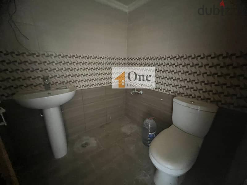 APARTMENT FOR SALE IN AMCHIT 4