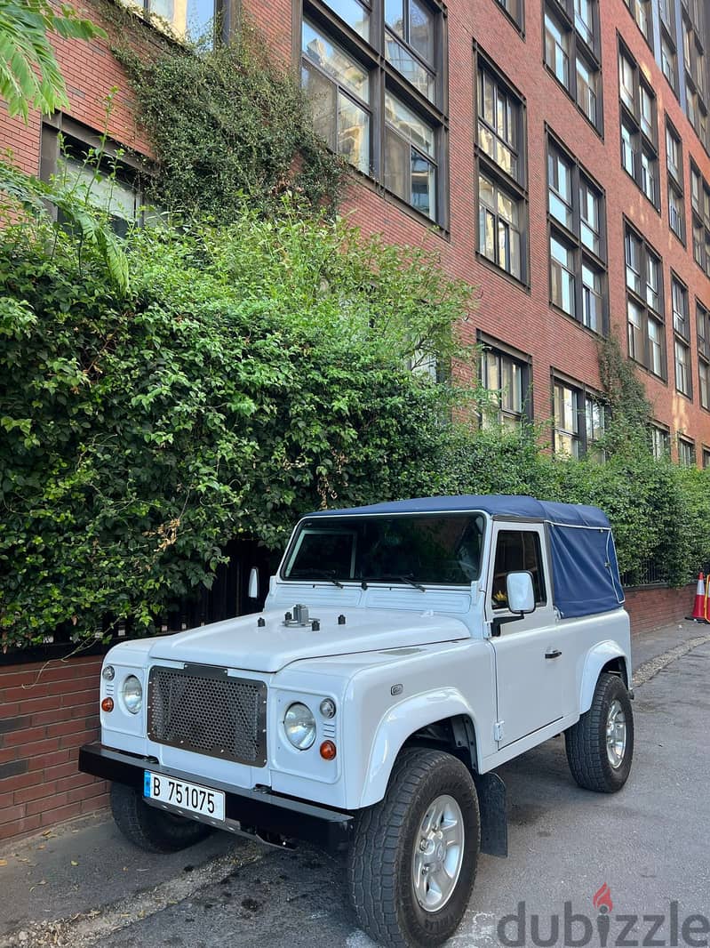 Land Rover Defender 1999 Defender 90 Soft Top 0