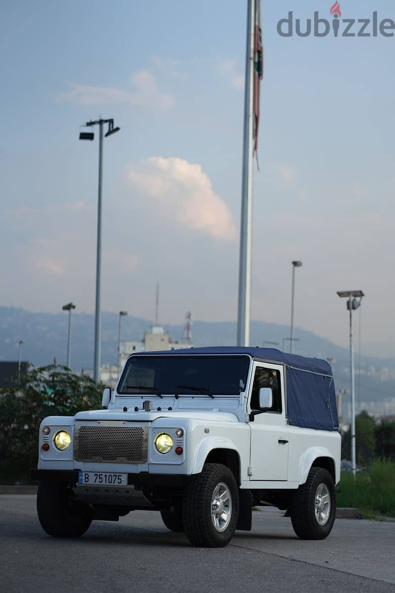 Land Rover Defender 1999 Defender 90 Soft Top 4