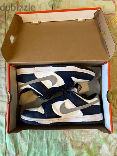 NIKE LOW DUNK BLUE SHOES