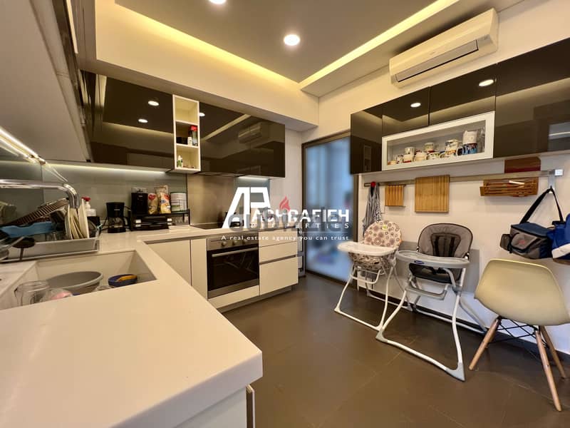 Apartment for Sale in Achrafieh - شقة للبيع في الأشرفية 5