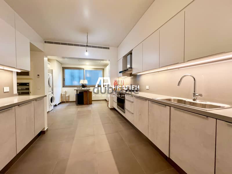 Apartment For Sale in Achrafieh - Golden Area 4