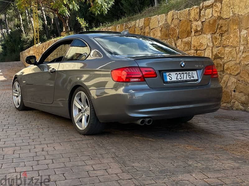 BMW 3-Series 2011 3