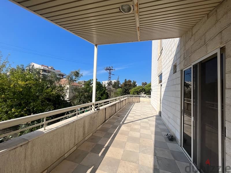 4 bedrooms apartment for rent - Jounieh 6