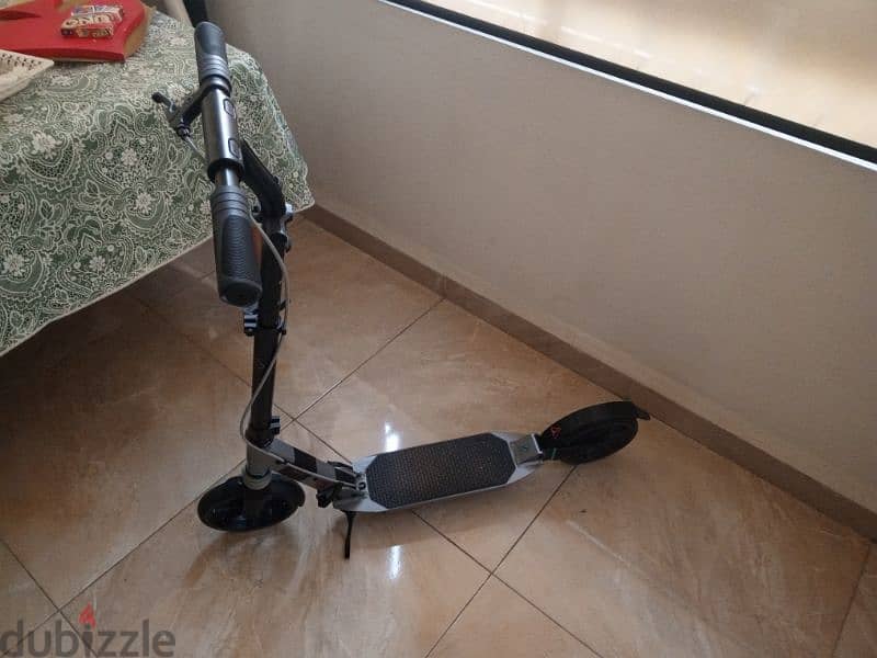 slightly used scooter from Decathlon 0