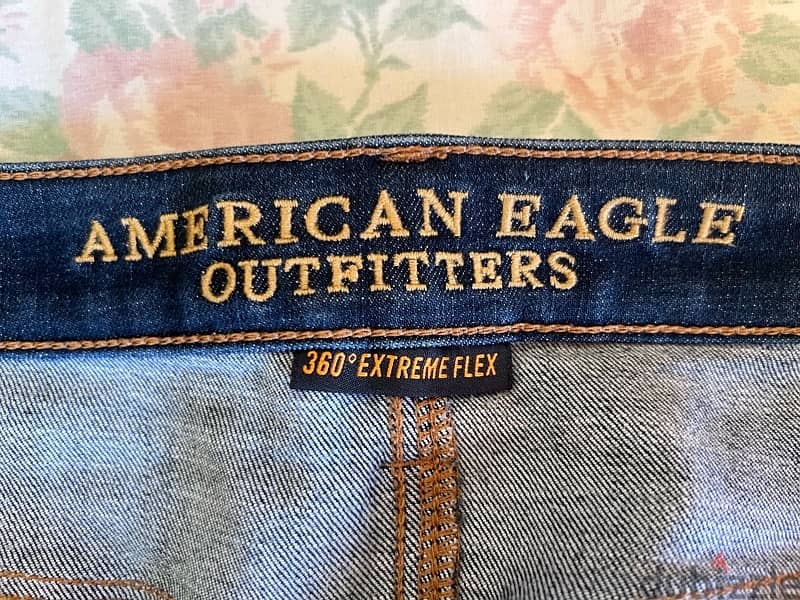 AMERICAN EAGLE JEANS 2