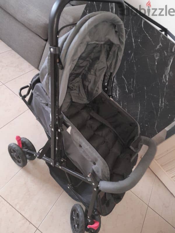 stroller 5