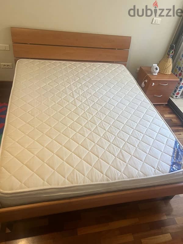 never used bed plus mattress 0