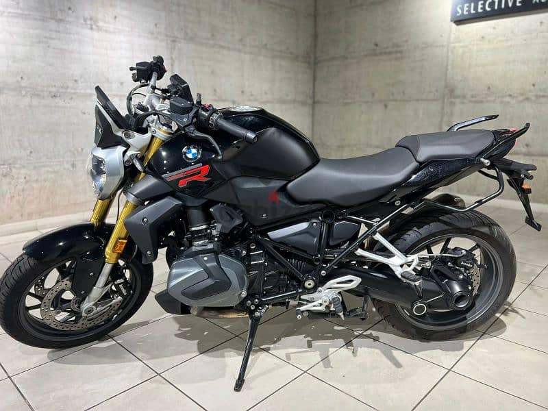 BMW R1250R 8