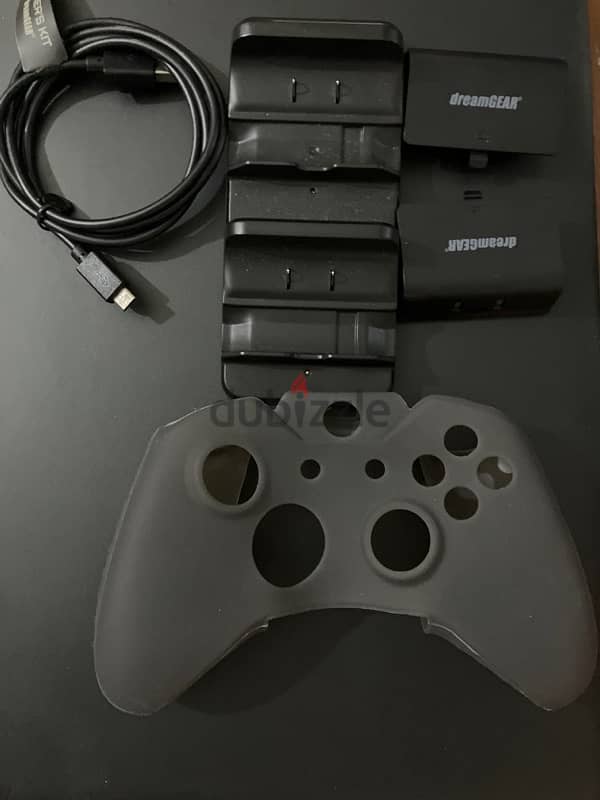 Xbox accessories 0