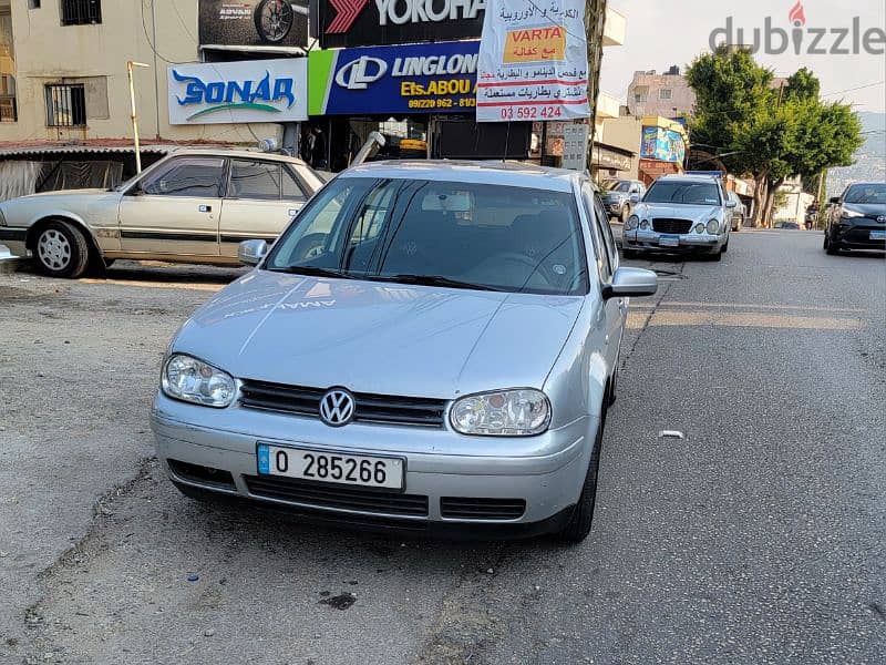 Volkswagen Golf 2001 1