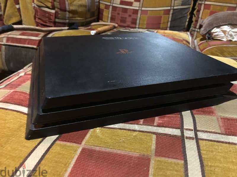 ps4 pro 1Tb 1