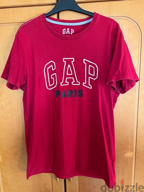 GAP RED SHIRT 0