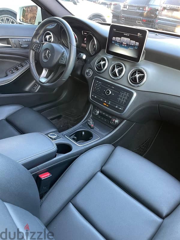 Mercedes-Benz GLA-Class 2016 9