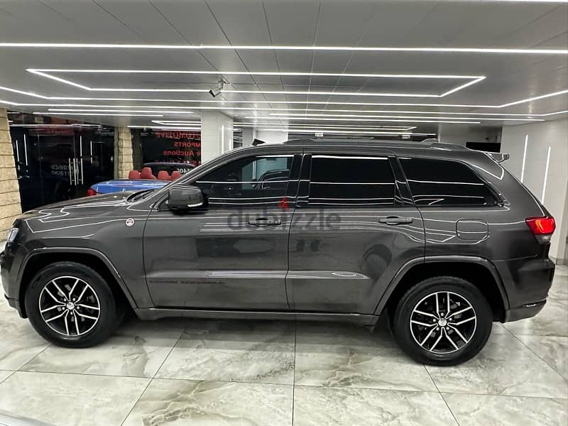 Jeep Grand Cherokee 2017 13