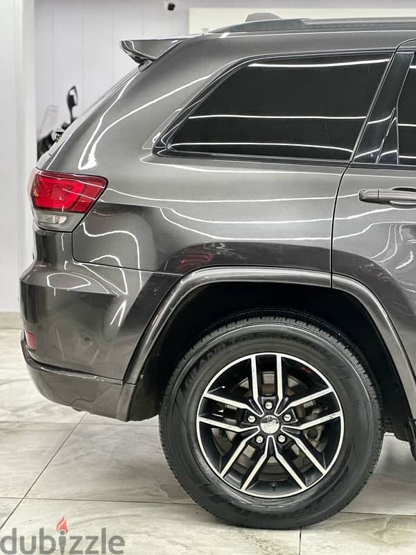 Jeep Grand Cherokee 2017 19