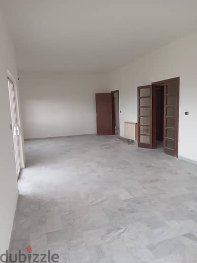 Apartment for sale in Qartaboun شقة للبيع في قرطبون جبيل