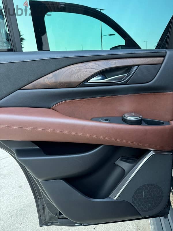 Cadillac Escalade 2019 8