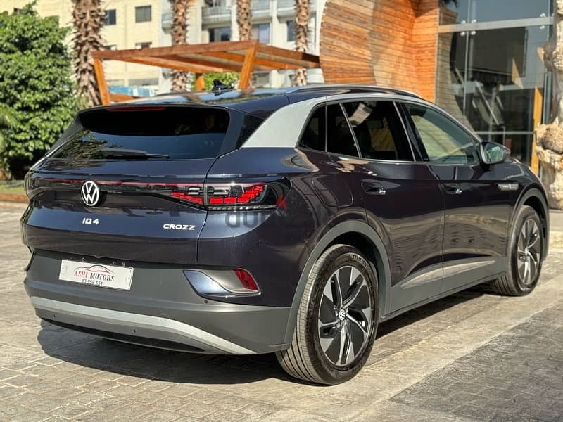 Volkswagen ID4 Pure Plus 2022 2