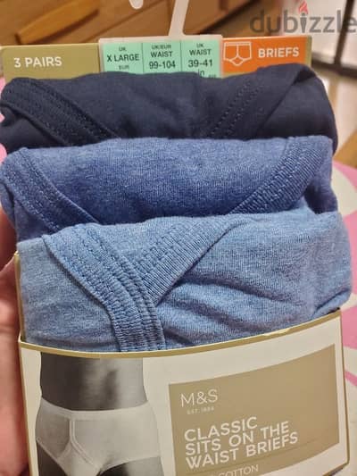 3 pants XL ماركة Marks & Spencer