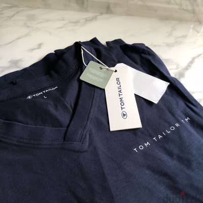 Tom Tailor V-Neck T-Shirt size L