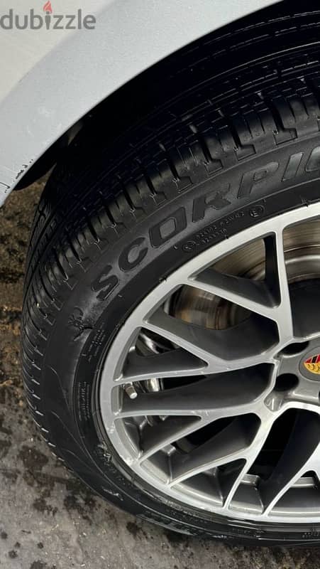 Pirelli Scorpion Tyres 20inch 3