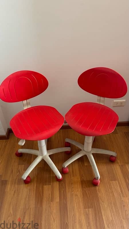 Two punto chair For kids 0