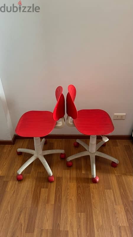 Two punto chair For kids 1