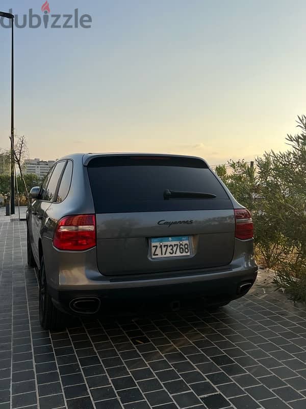 Porsche Cayenne 2