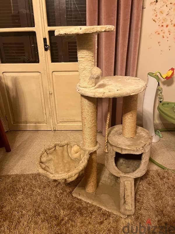 cat tower 1