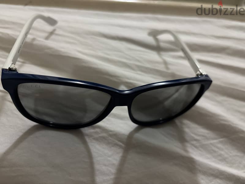 Gucci original sunglasses good in good condition not used to much 2