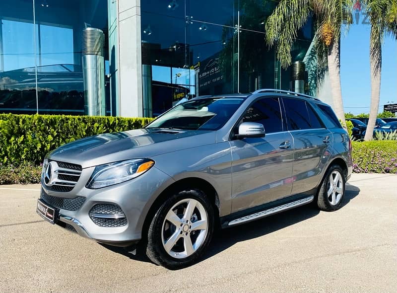 Mercedes-Benz GLE-Class 2016 Clean Carfax 100% 5