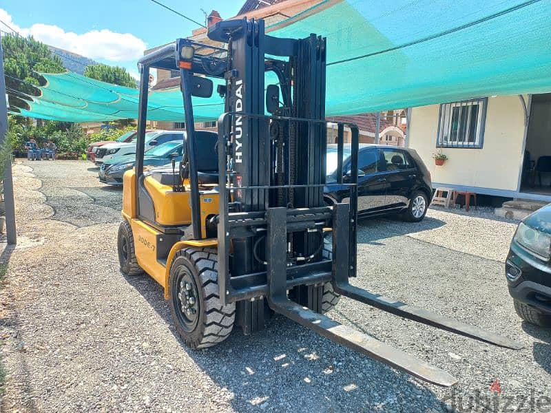 Forklift hyundai 4