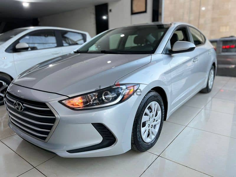 Hyundai Elantra 2018 0