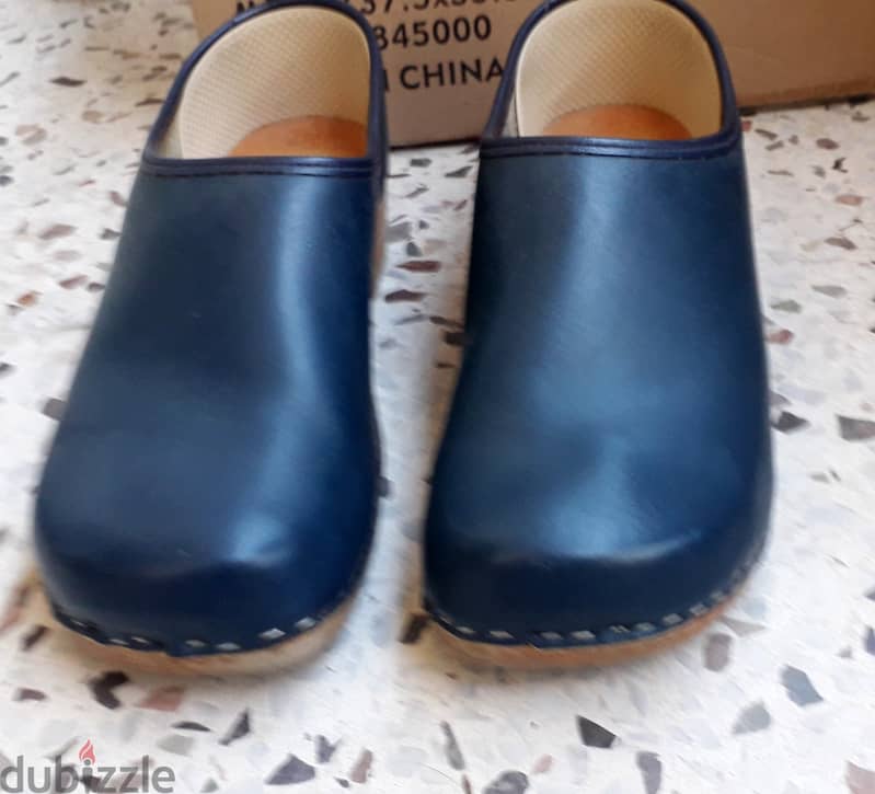 Clogs wooden shoes 4