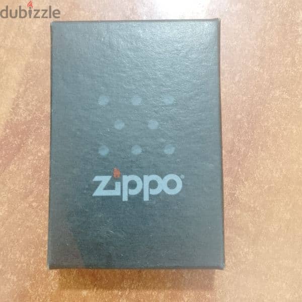 ZIPPO USA USED GOOD CONDITION 1