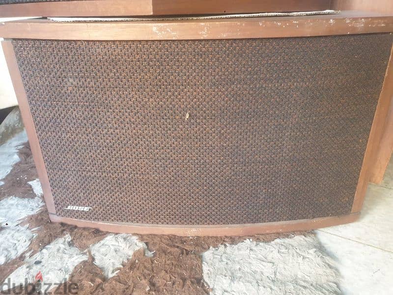 2 speakers Bose acoustic matrix in very good condition 0