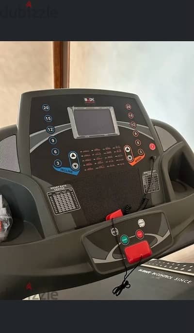 sports fitness line treadmill