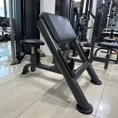 FG ARM CURL BENCH