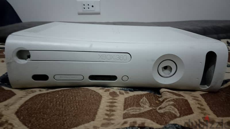 Xbox 360 with 35 games + laptop Lenovo for 90$ 5