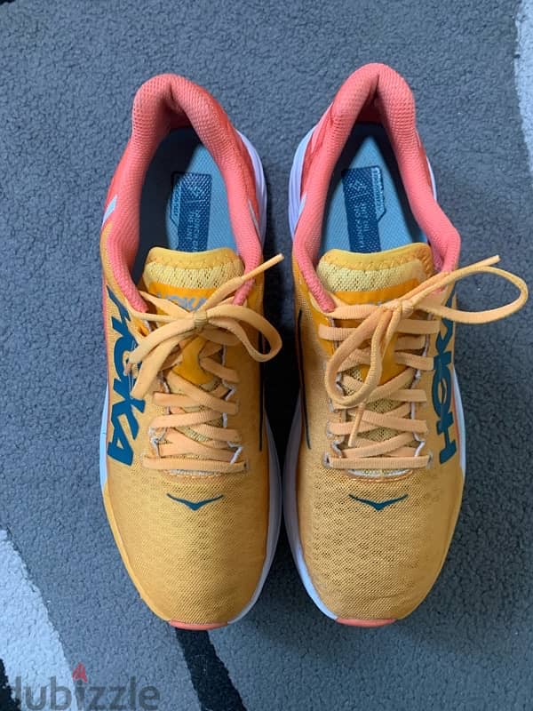 Hoka authentic 0