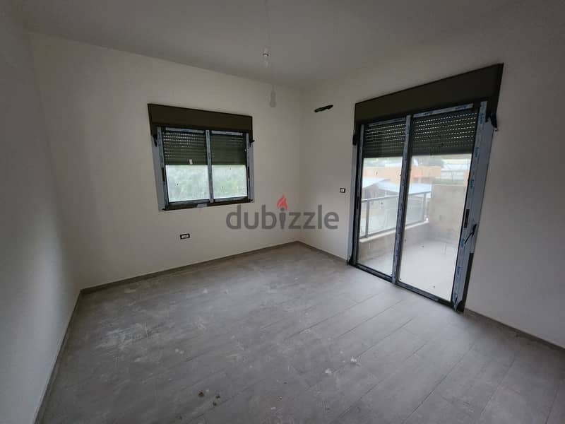 RWB193EA - Brand new apartment for sale in Bouar 6