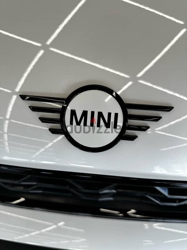 MINI SE Countryman 2024 16